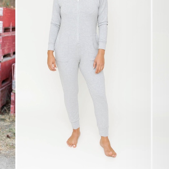 Smash + Tess Jilly Jogger Romper in Red, Size Medium - Picture 3 of 7